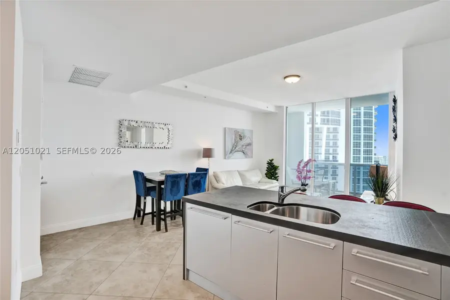 18201 Collins #4705, Sunny Isles Beach, FL 33160 - #2