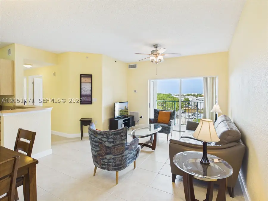 6001 SW 70th #502, South Miami, FL 33143 - #2