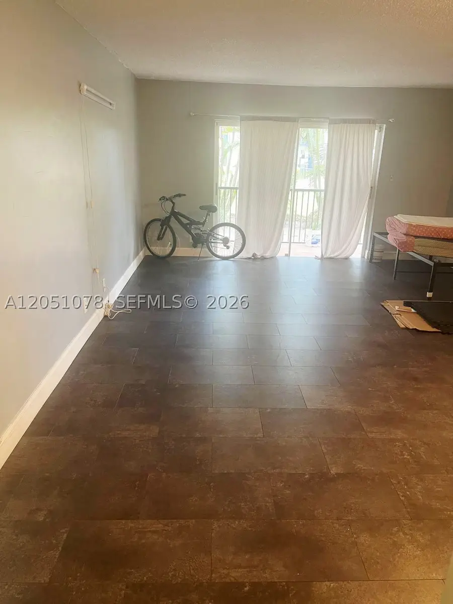 Address Withheld By Seller, Lauderhill, FL 33319 - #3