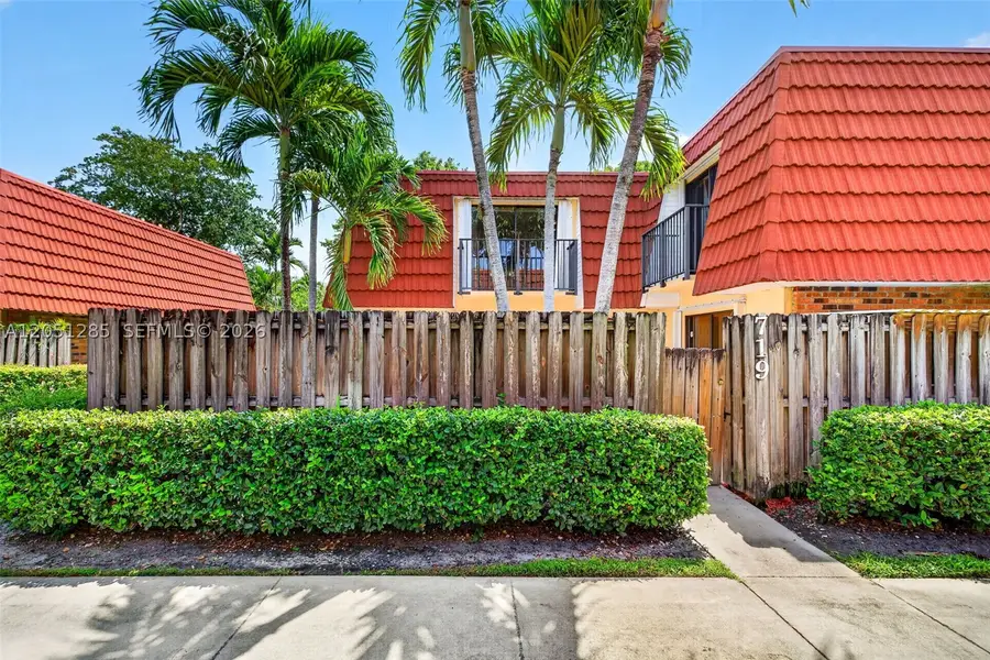 719 NW 98th, Plantation, FL 33324 - #2