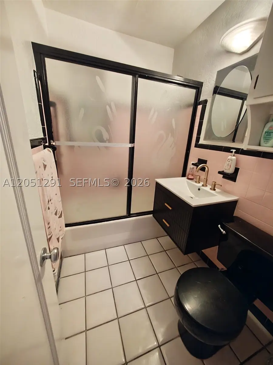 2418 Scott, Hollywood, FL 33020 - #2