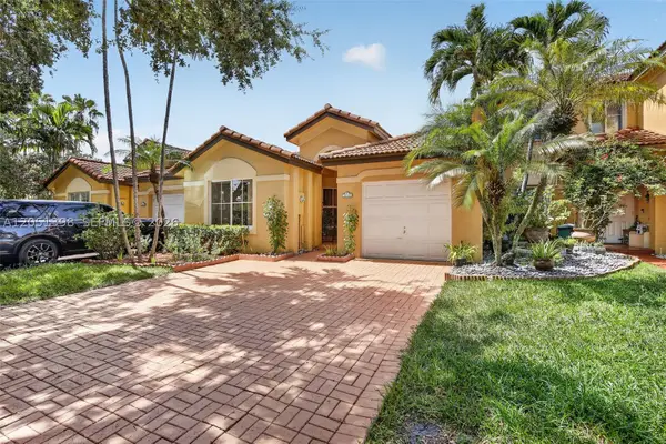 14147 N Forest Oak, Davie, FL 33325