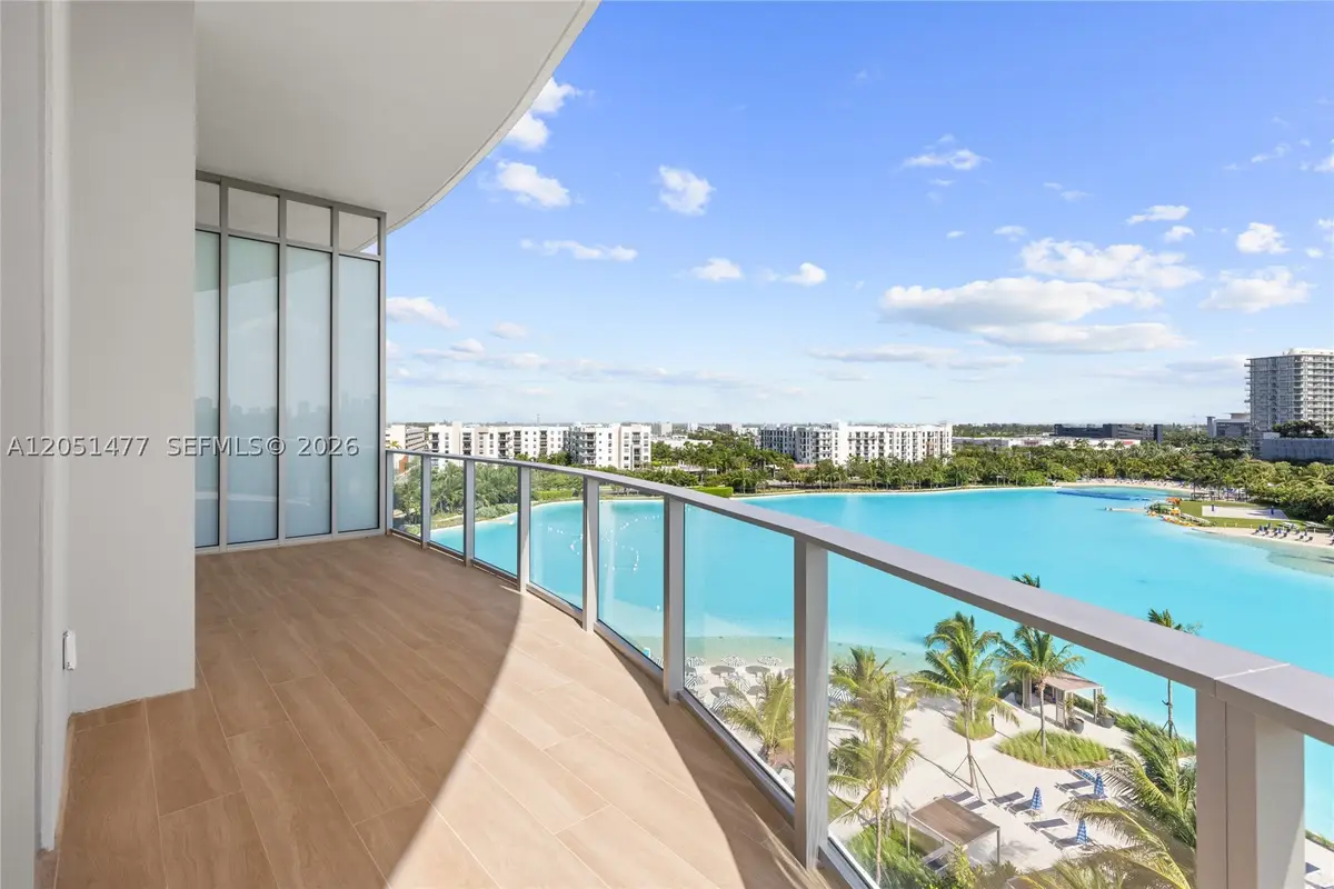 2411 Laguna #611, Miami, FL 33181 - #1