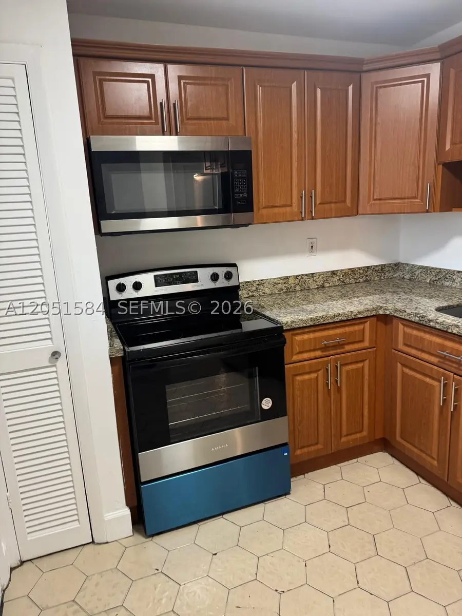 1401 NE 191st #D108, Miami, FL 33179 - #2