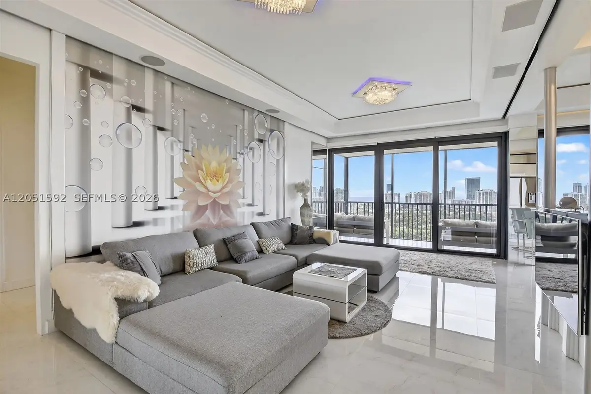 20335 W Country Club #PH4, Aventura, FL 33180 - #1