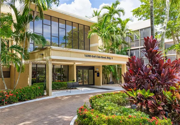 16200 Golf Club #109, Weston, FL 33326