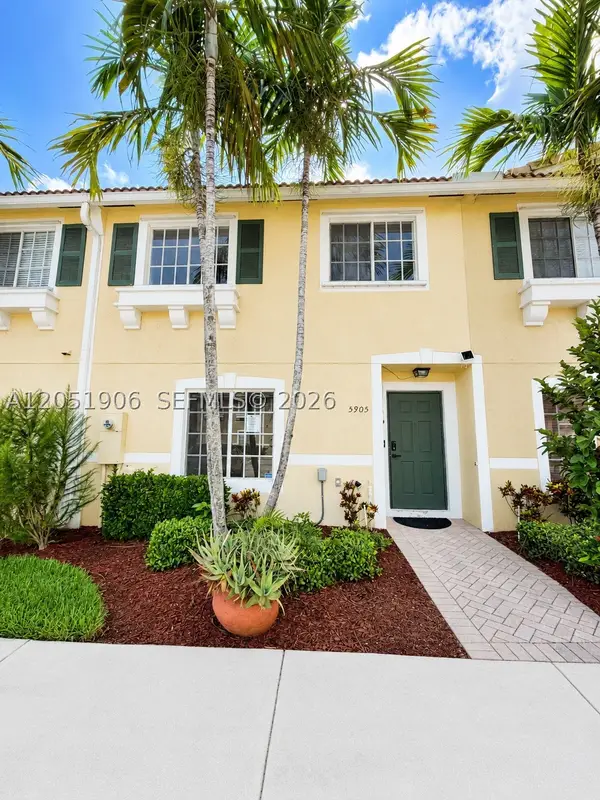 5905 Manchester, Tamarac, FL 33321
