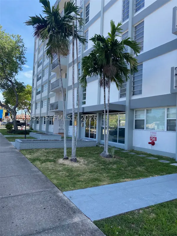 1400 SW 27th #202, Miami, FL 33145