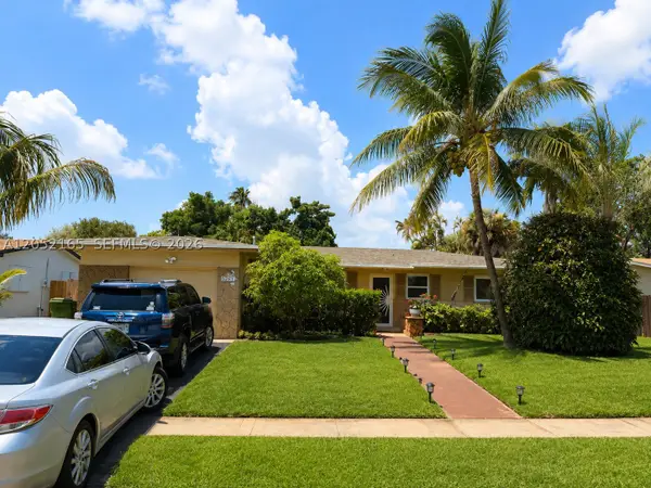 8291 NW 17th, Pembroke Pines, FL 33024