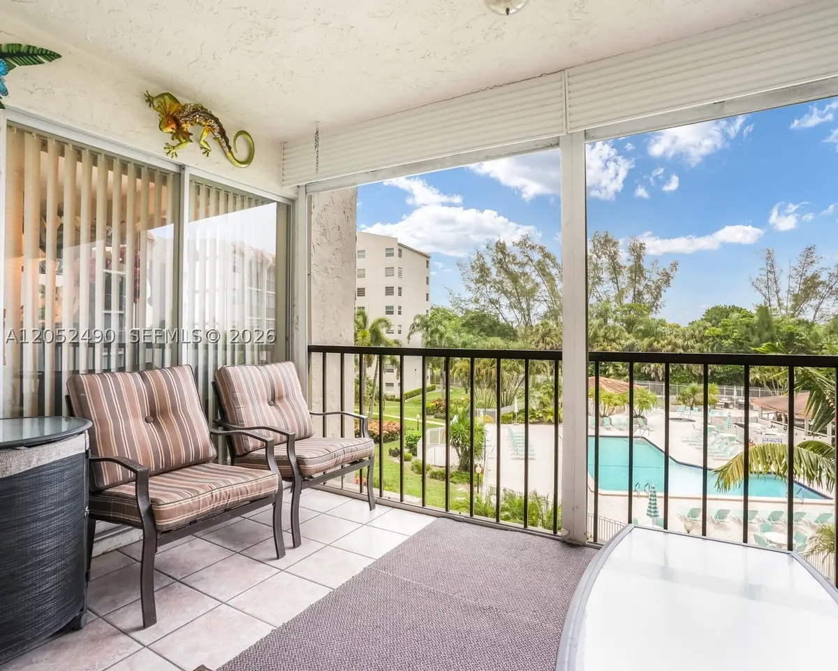 3930 Inverrary #406-D, Lauderhill, FL 33319 - #1
