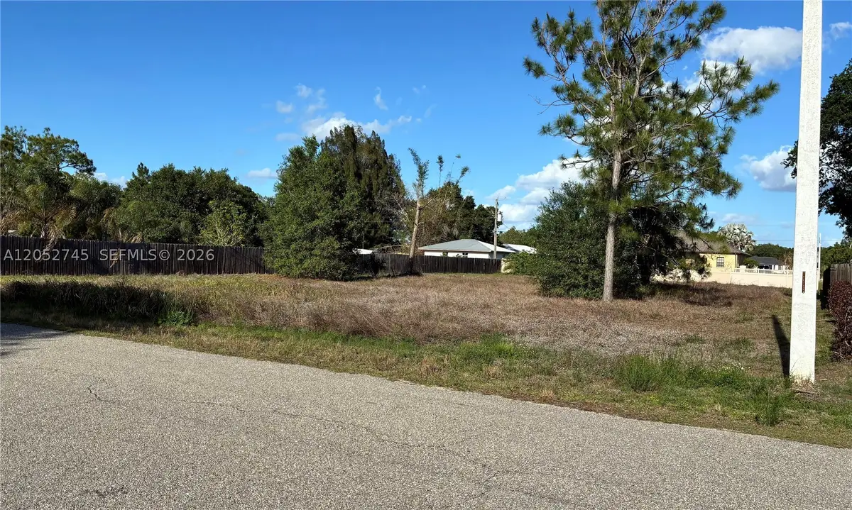 1412 Robert, Lehigh Acres, FL 33972 - #1