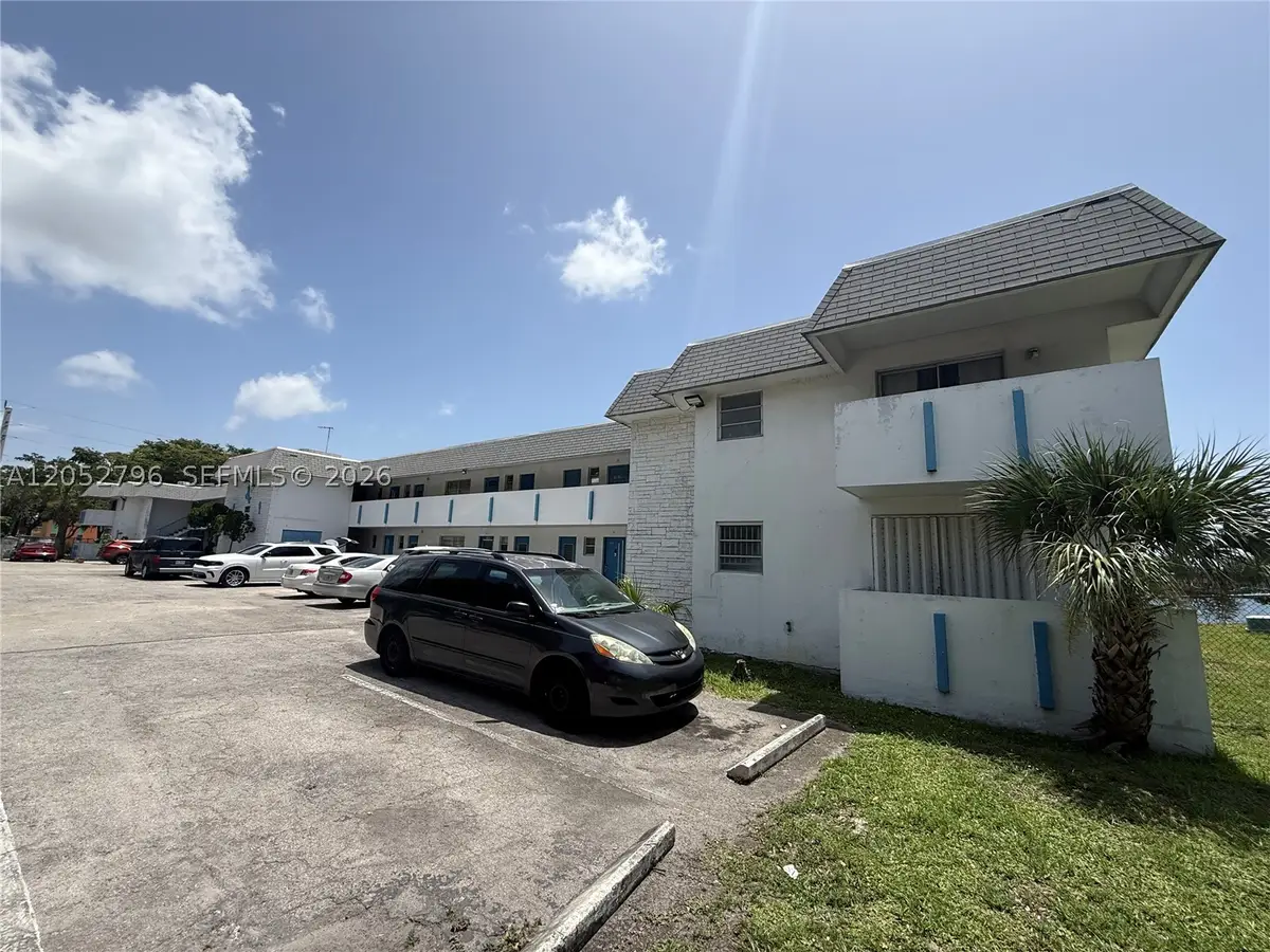 19051 NE 2nd #1517, Miami, FL 33179 - #1