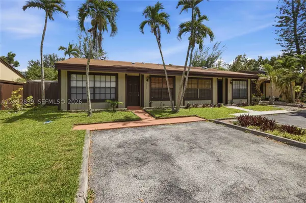 10680 Cherry, Pembroke Pines, FL 33026