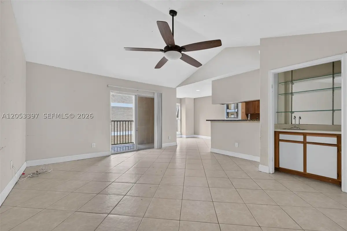 995 Riverside #120, Coral Springs, FL 33071 - #1