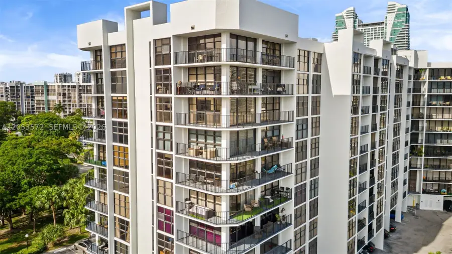 200 Leslie #930, Hallandale, FL 33009 - #2