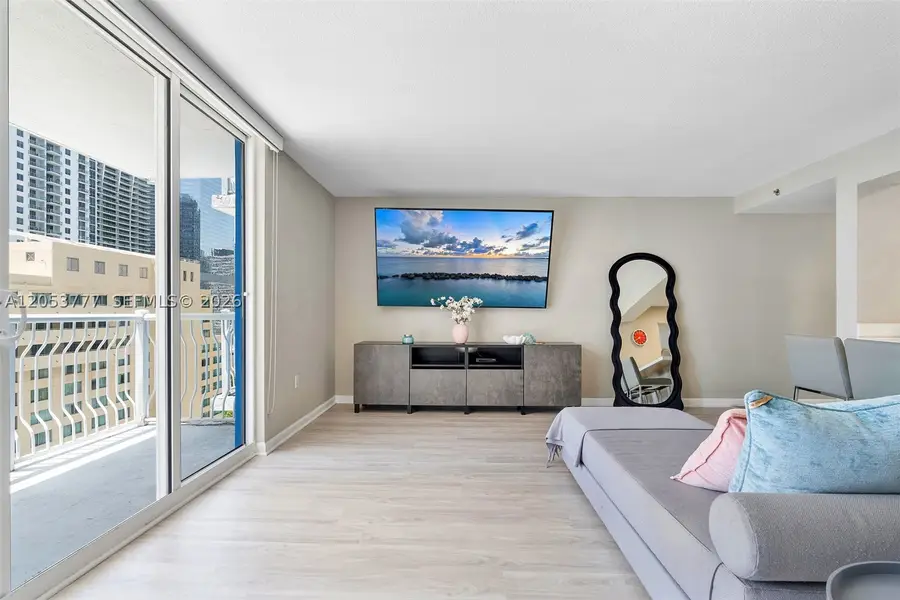 1200 Brickell Bay #2423, Miami, FL 33131 - #3