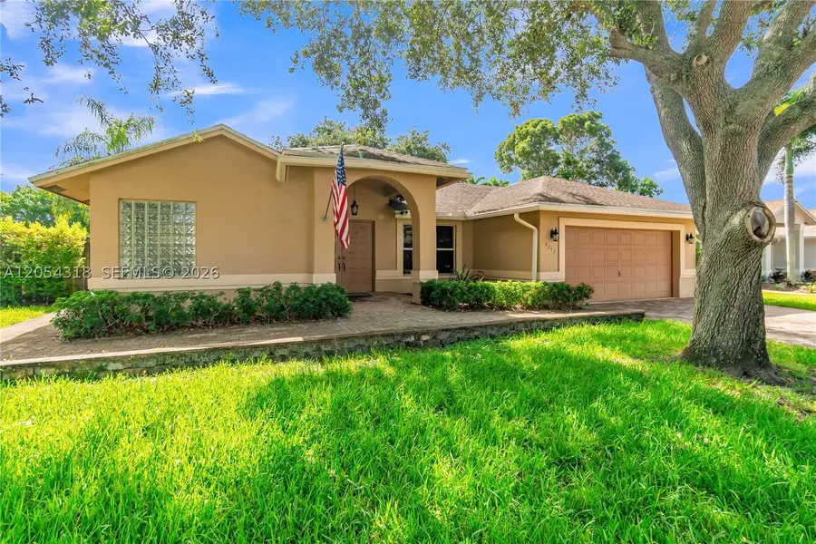 4252 SW 78th, Davie, FL 33328 - #2