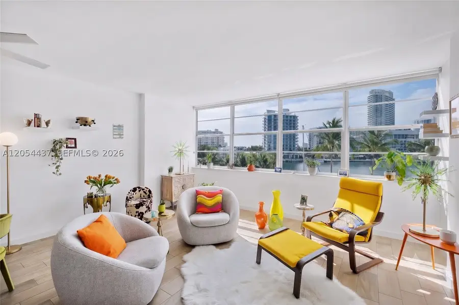 20 Island #315, Miami Beach, FL 33139 - #2