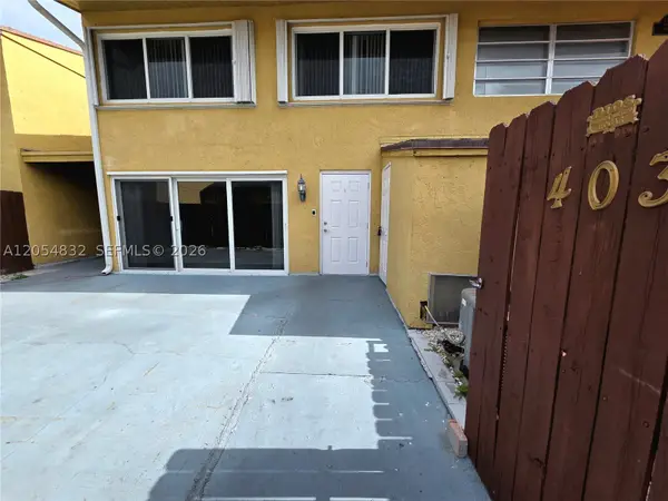 15460 SW 82nd #403, Miami, FL 33193