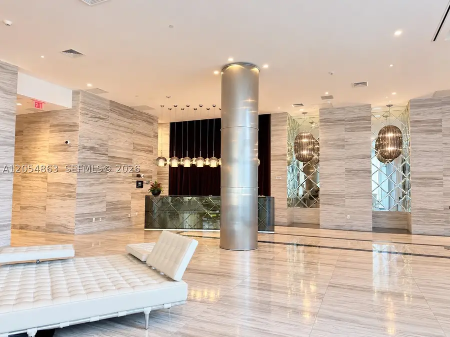2000 Metropica #2011, Sunrise, FL 33323 - #3