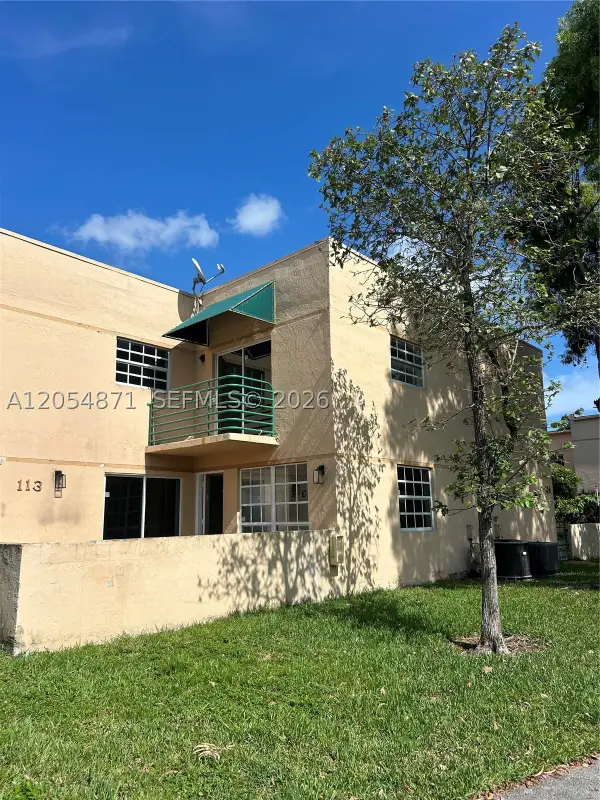11880 SW 19th #113, Miami, FL 33175