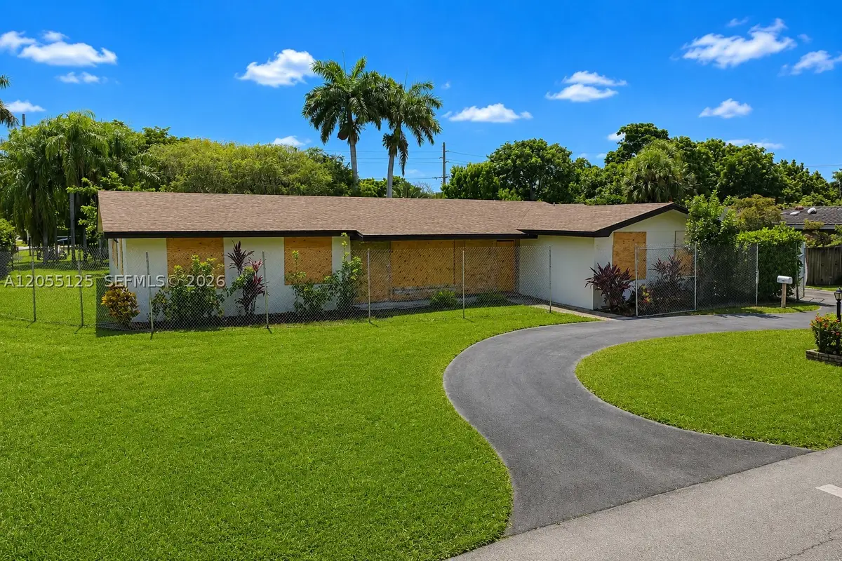 16842 SW 86th, Palmetto Bay, FL 33157 - #1