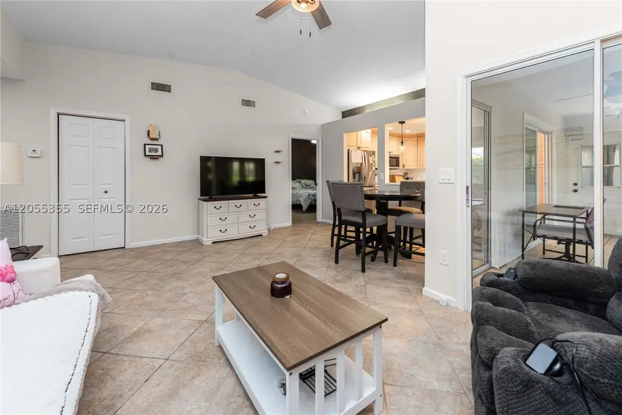 715 SE 22nd, Homestead, FL 33033 - #3