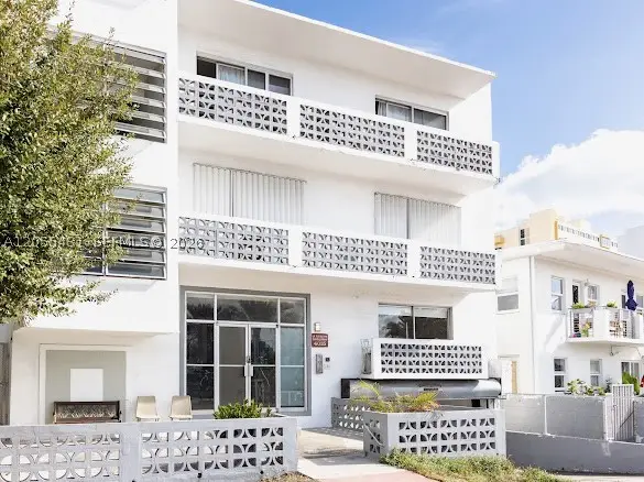 4015 Indian Creek #306, Miami Beach, FL 33140