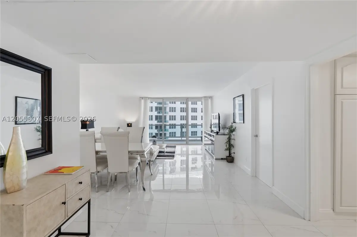 5151 Collins #1027, Miami Beach, FL 33140 - #1