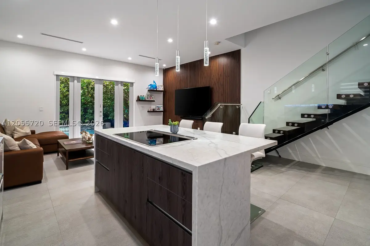 3073 Carter #3073, Miami, FL 33133 - #1