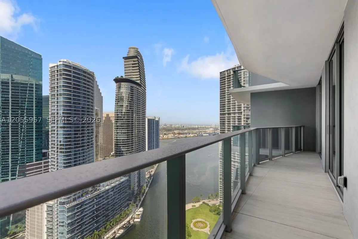 77 SE 5th #3902, Miami, FL 33131 - #1