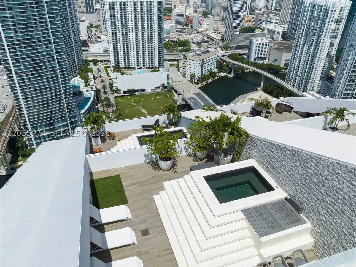 88 SW 7th #PH 4303, Miami, FL 33130 - #1