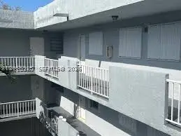 1725 W 60th #F202, Hialeah, FL 33012 - #2