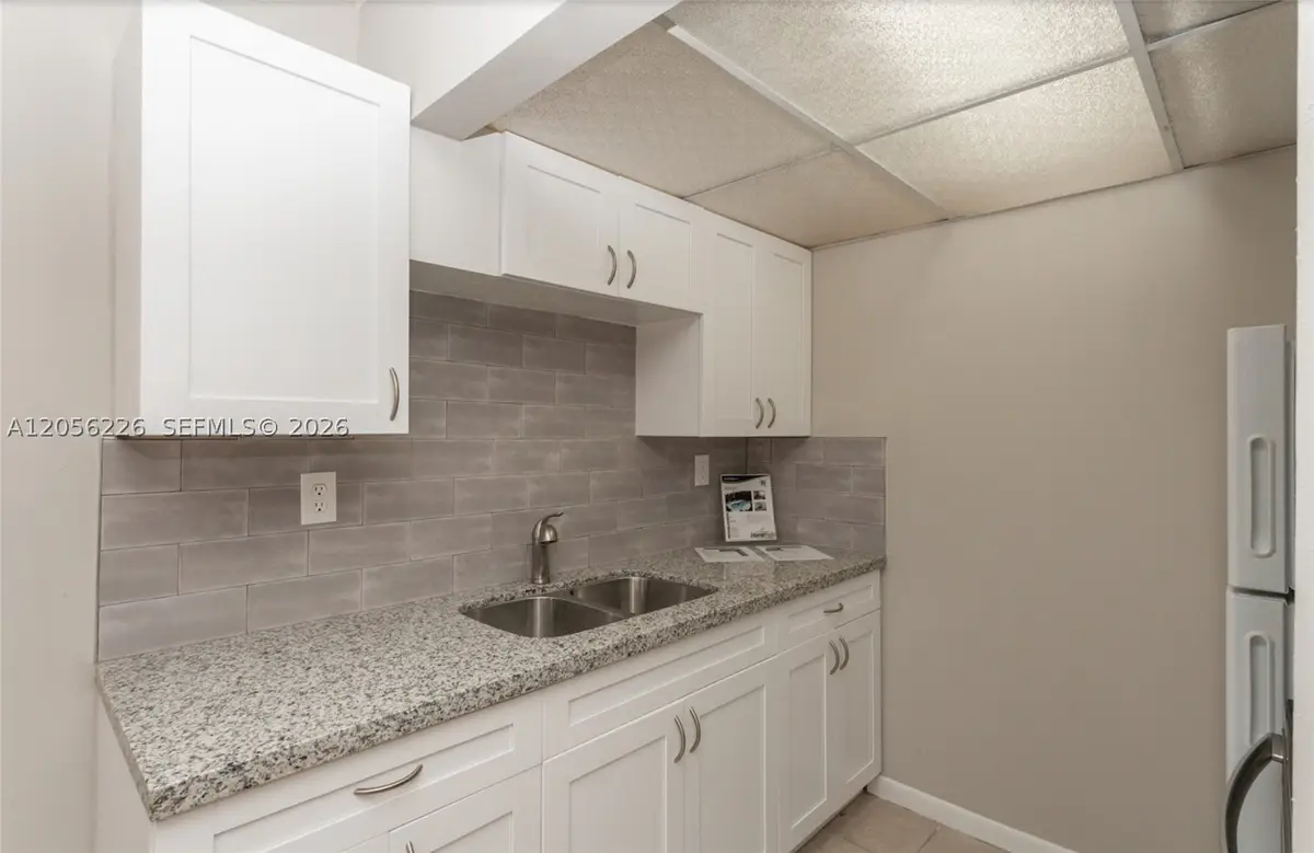 2145 Pierce #218, Hollywood, FL 33020 - #1