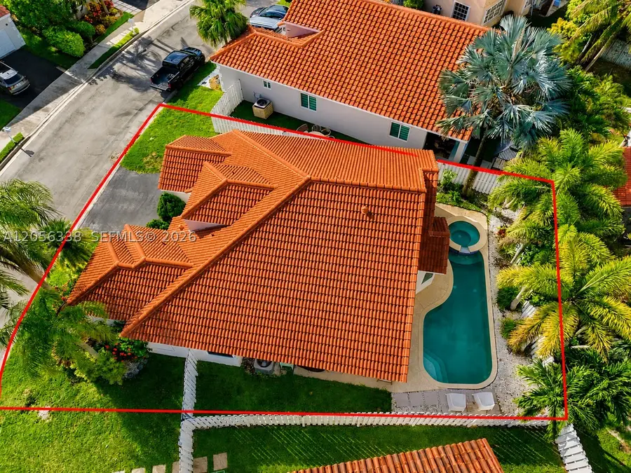 325 Somerset, Weston, FL 33326 - #2