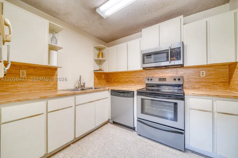 6335 SW 31st, Miami, FL 33155 - #3