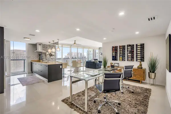 495 Brickell #3702, Miami, FL 33131