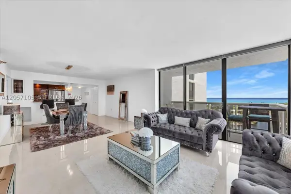 20515 E Country Club #2048, Aventura, FL 33180