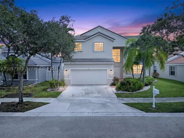 1012 Cedar Falls, Weston, FL 33327