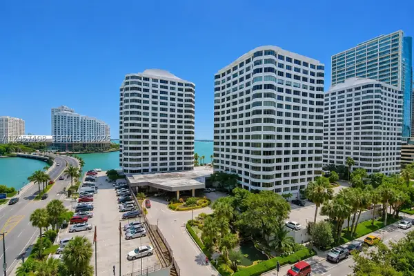 825 Brickell Bay #1151, Miami, FL 33131