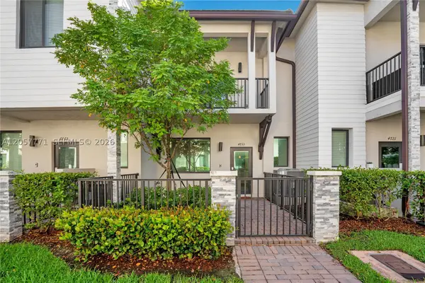 4733 NW 83rd, Doral, FL 33166