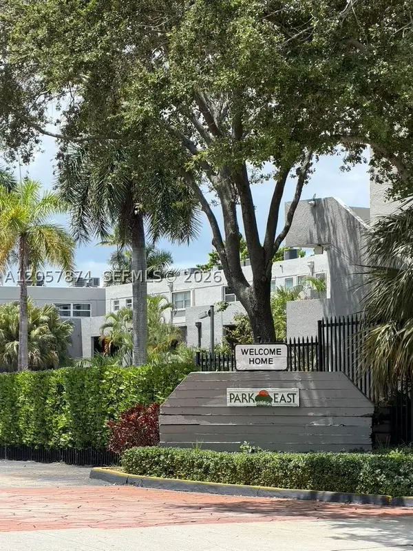 30 NW 87th #C201, Miami, FL 33172