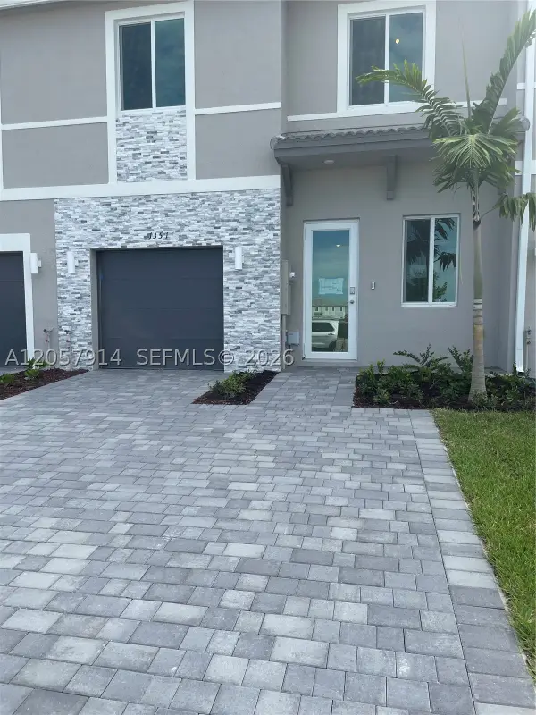 1351 SE 7th, Homestead, FL 33034