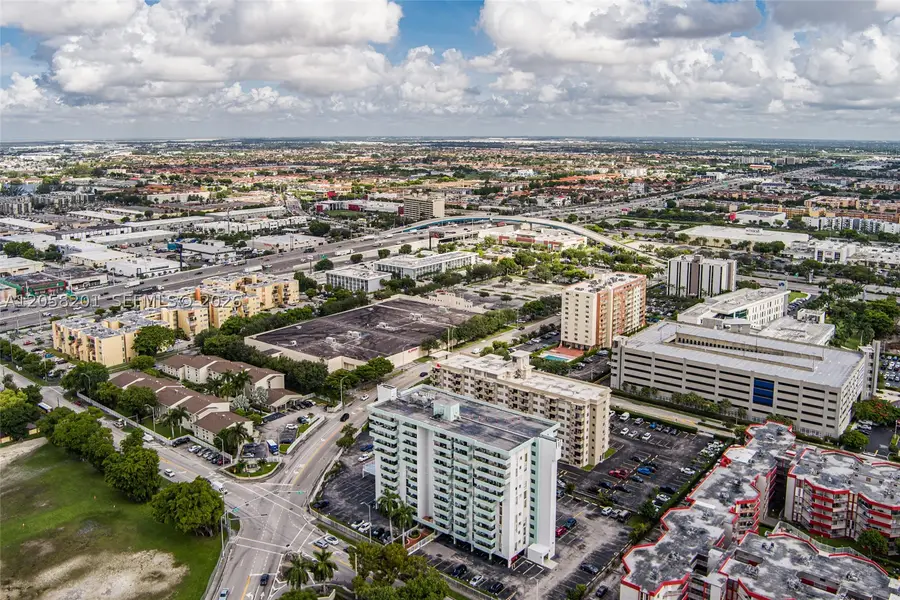 1825 W 44th #509, Hialeah, FL 33012 - #3