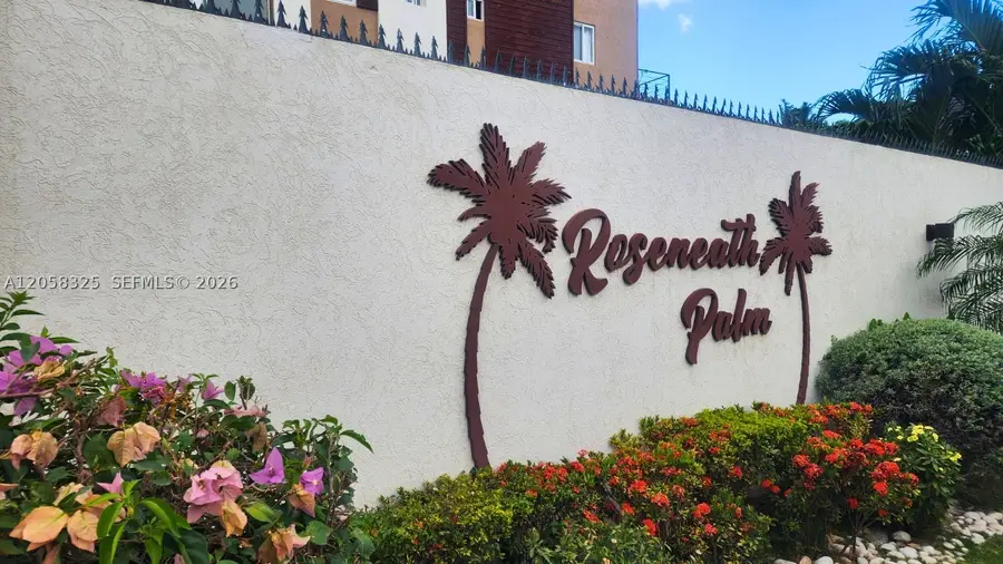 7 Roseneath Avenue, New Kingston #D, Kingston, FL  - #2