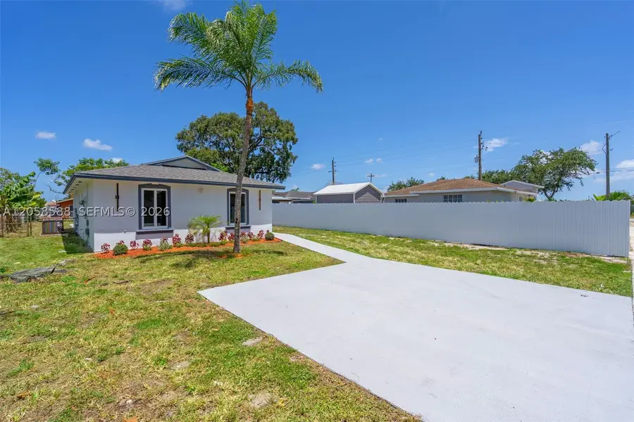 19131 NW 33rd, Miami Gardens, FL 33056 - #3