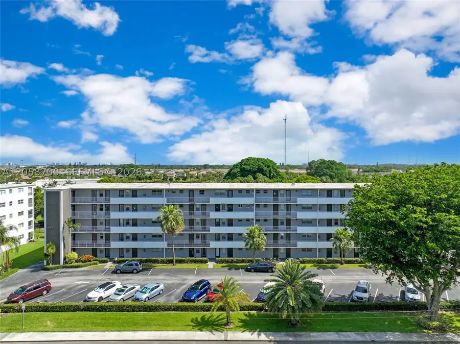 4800 Hillcrest #402, Hollywood, FL 33021 - #2