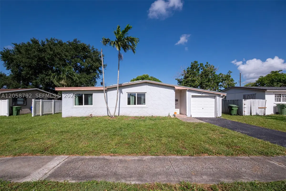 220 SW 65th, Pembroke Pines, FL 33023 - #1