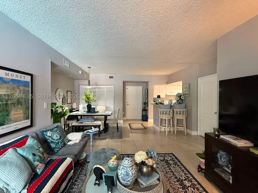 5085 NW 7th #406, Miami, FL 33126 - #3