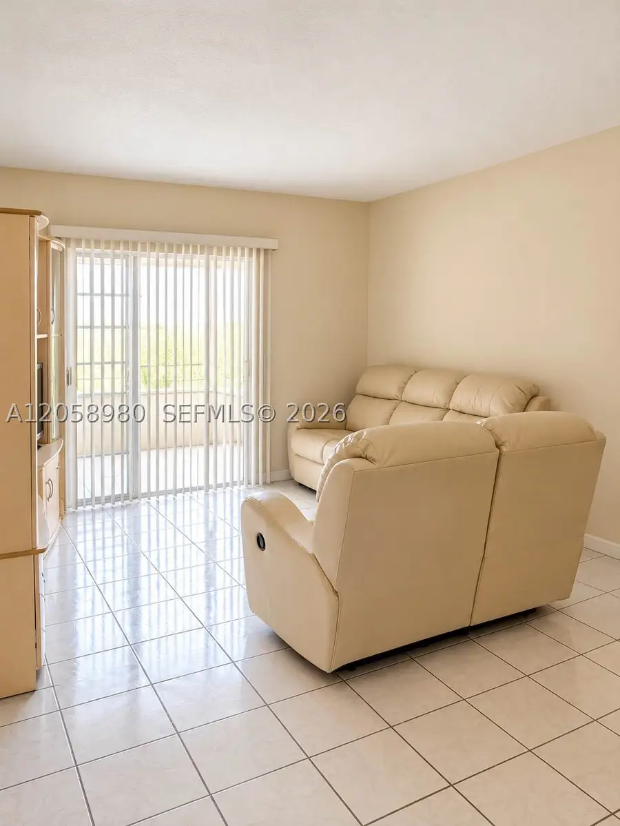 110 Royal Palm #208, Hialeah Gardens, FL 33016 - #3
